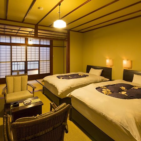 Hotel Yamaboushi à Takayama  Extérieur photo